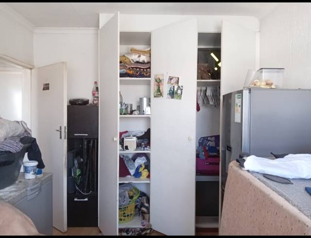 2 BEDROOM SECTIONAL TITLE FOR SALE IN BOKSBURG NORTH